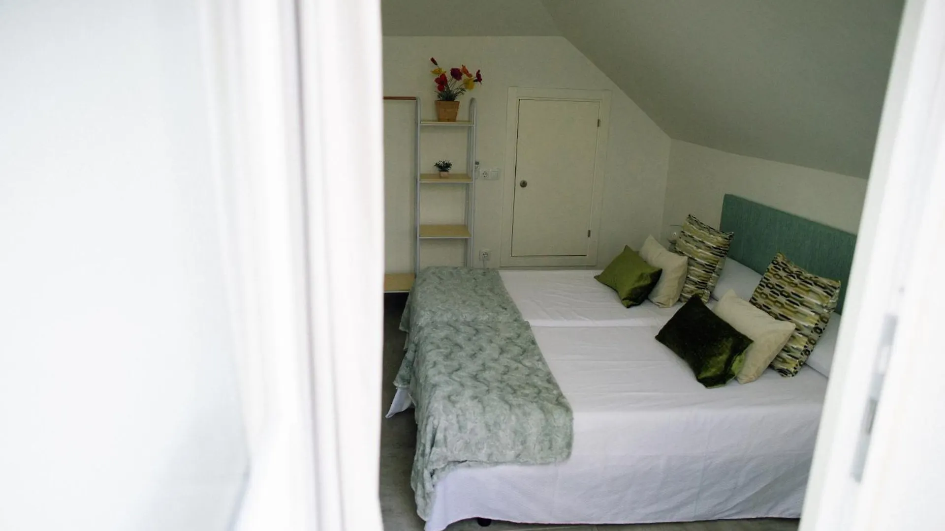 Apartamentos El Marques Malaga 0*,  Spain